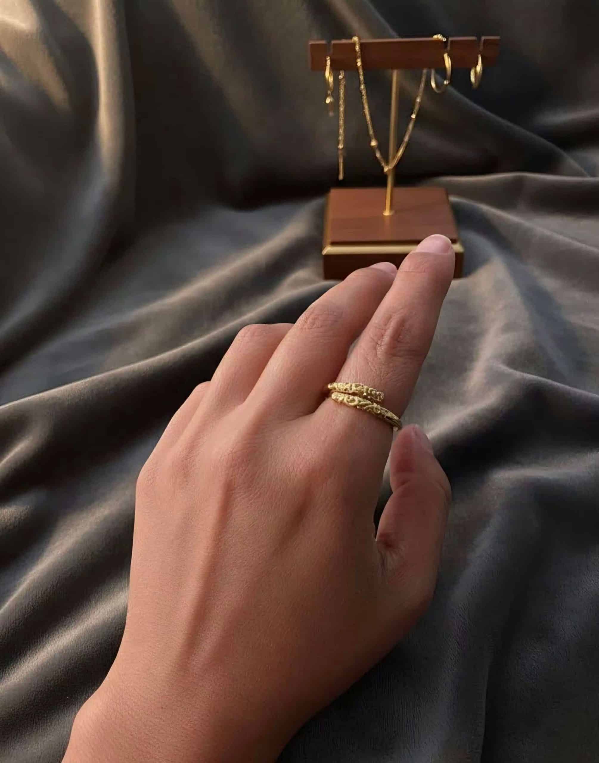 Aurora Wrap Ring